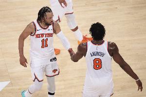 追梦：阿努诺比与15年伊戈达拉角色不同 他目前领跑FMVP！