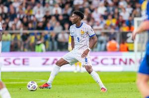 队报：楚阿梅尼缺席法国队周日训练，但教练组表示不需要担心